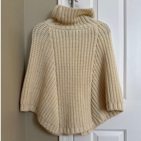 SAOL Ireland Cream Cable Knit Turtleneck Wool Poncho Cape Fisherman - Picture 2 of 6
